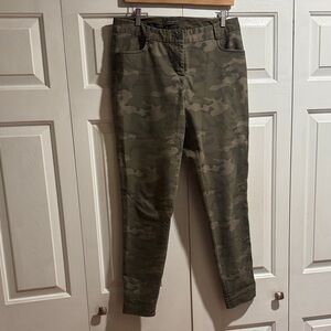 The Limited Women's Camo Skinny Jeans in Olive